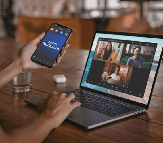 Zoom Webinars 專業、可靠的大型線上活動解決方案